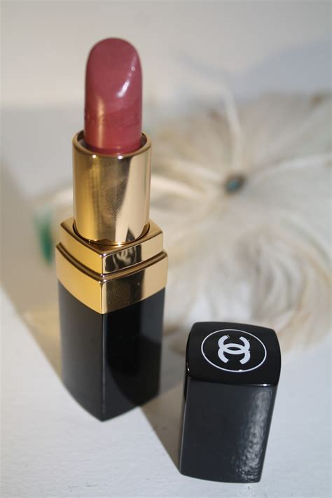 coco rouge mademoiselle lipstick|chanel mademoiselle rouge coco.